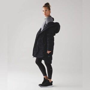 Lululemon Fluff the Cold Down Parka navy